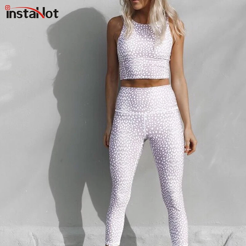 InstaHot Polka Dot Work Out 2 Piece Set Women 2018 Autumn Crop Tank Tops Leggings Sportwear Casual Push Up Sleeveless Tracksuit
InstaHot Polka Dot Work Out 2 Piece Set Women 2018 Autumn Crop Tank Tops Leggings Sportwear Casual Push Up Sleeveless Tracksuit