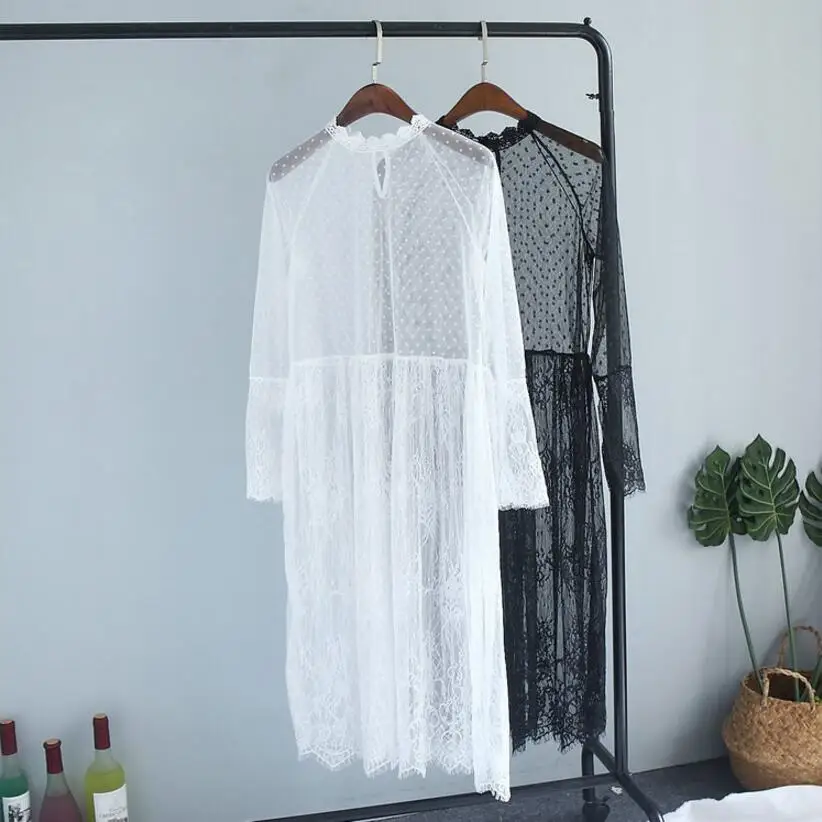 Korean Version Of The New Spring Long Ride Within The Long Sleeve Perspective Lace Dress
Korean Version Of The New Spring Long Ride Within The Long Sleeve Perspective Lace Dress