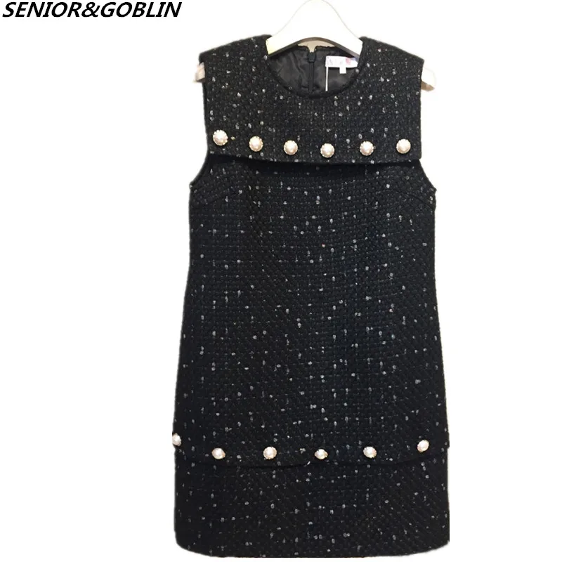 2019 High Quality New Brand Dresses Luxury Runway Designers Autumn Winter Women Sleeveless Pearl Tweed Christmas Party Dress
2019 High Quality New Brand Dresses Luxury Runway Designers Autumn Winter Women Sleeveless Pearl Tweed Christmas Party Dress