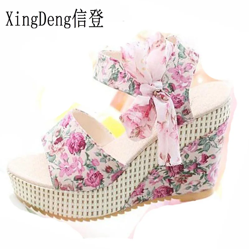 XingDeng Fashion Women Wedge Platform Floral Printed Sandals Ladies Bowtie Sweet High Heels Peep Toe Sandals Size 35-39
XingDeng Fashion Women Wedge Platform Floral Printed Sandals Ladies Bowtie Sweet High Heels Peep Toe Sandals Size 35-39
