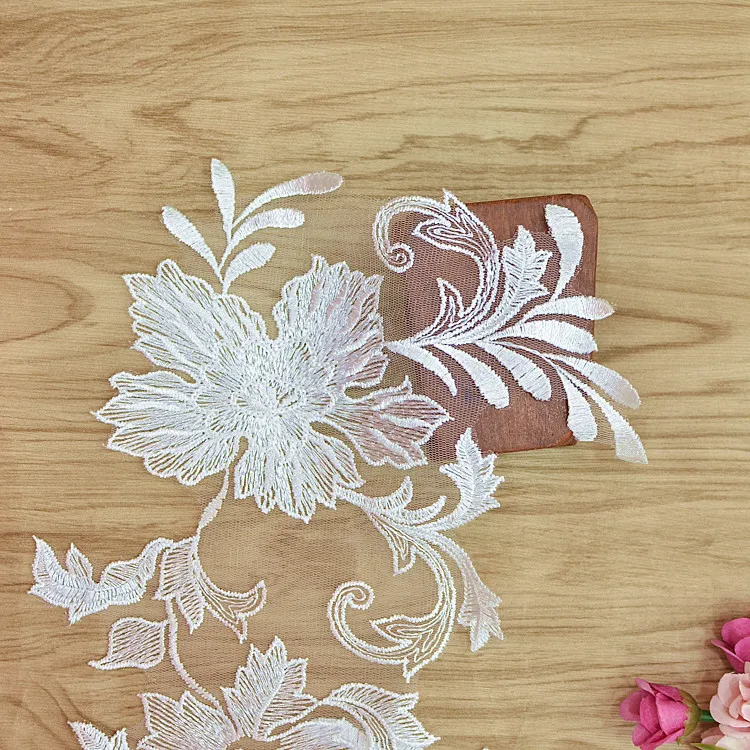 Free transport charge 10 pairs embroidery African Voile Lace Fabric's Applique /Diy Lace motif/flower
Free transport charge 10 pairs embroidery African Voile Lace Fabric's Applique /Diy Lace motif/flower