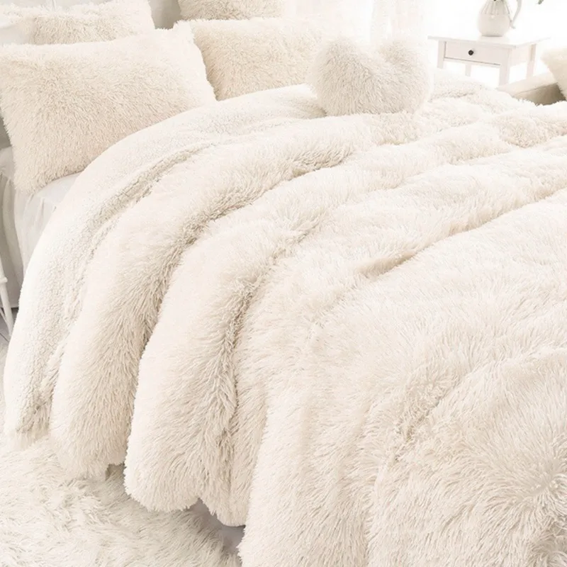 160*200cm And 130*160cm Super Soft Long Shaggy Fuzzy Faux Fur Warm Elegant Cozy With Fluffy Sherpa Throw Blanket
160*200cm And 130*160cm Super Soft Long Shaggy Fuzzy Faux Fur Warm Elegant Cozy With Fluffy Sherpa Throw Blanket