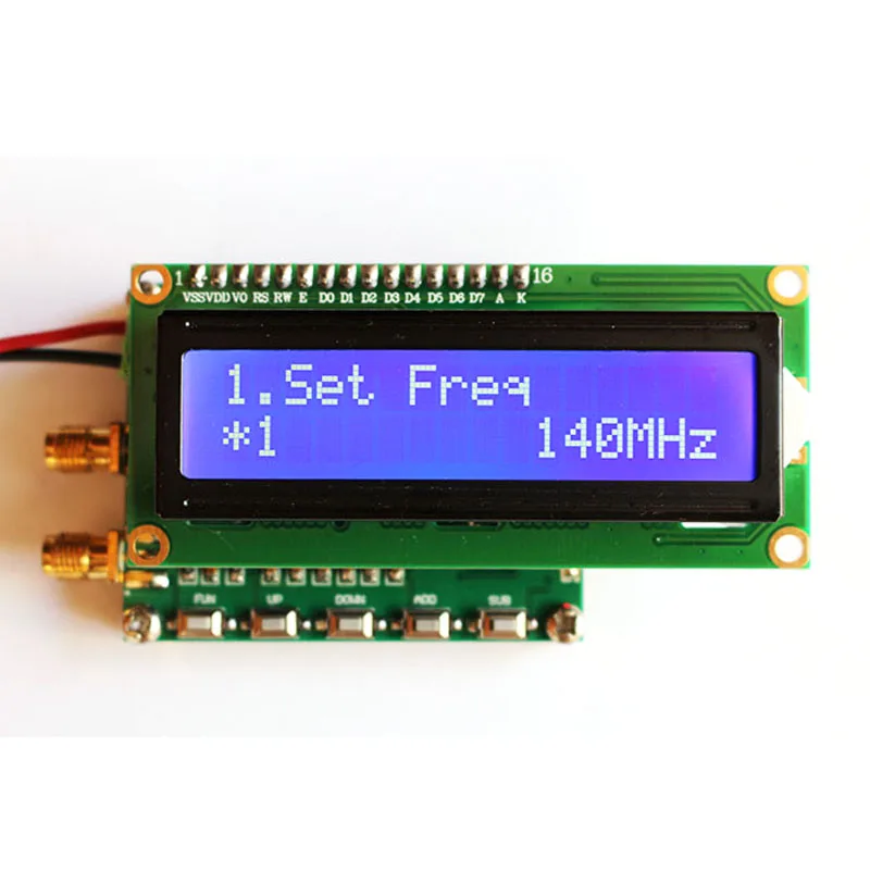 AD9954 DDS signal generator module sine wave square wave RF signal source 400M frequency development board
AD9954 DDS signal generator module sine wave square wave RF signal source 400M frequency development board