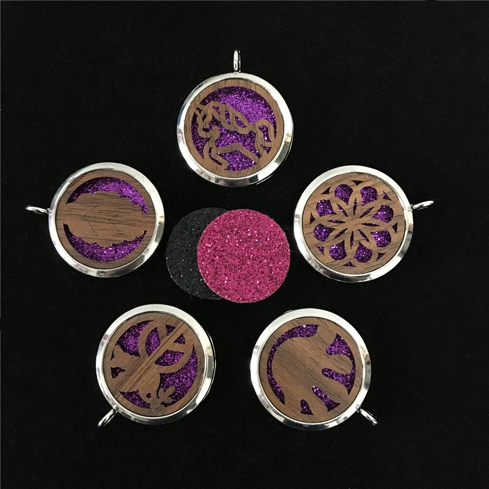 2019 New Wooden Locket Pendant Unicorn Snowflake Magnetic Closure Charms Essential Oil Diffuser Locket DIY Necklace Supplies
2019 New Wooden Locket Pendant Unicorn Snowflake Magnetic Closure Charms Essential Oil Diffuser Locket DIY Necklace Supplies