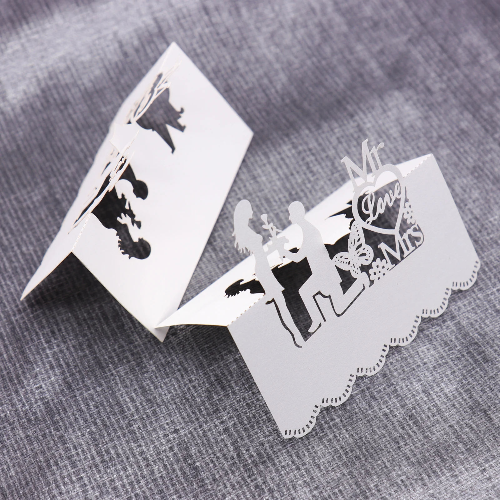 10Pcs Laser Cut Paper Name Card for Banquet Propose Marriage Wedding Decoration Romantic Lovers Table Card DIY Decoration
10Pcs Laser Cut Paper Name Card for Banquet Propose Marriage Wedding Decoration Romantic Lovers Table Card DIY Decoration