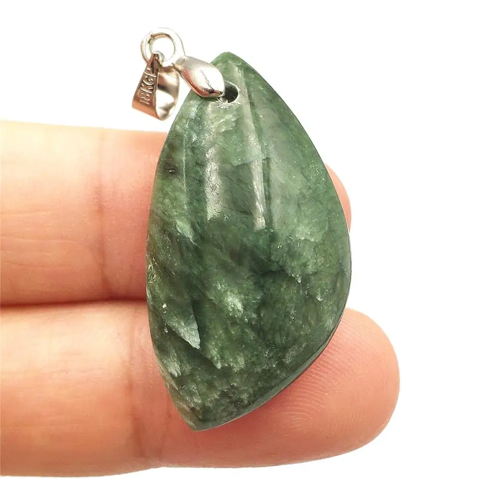 Natural Green Seraphinite Pendant Rhombus Shape Stone 31x17x10mm Women Men Crystal Lucky Anniversary Gift Necklace Pendant AAAAA
Natural Green Seraphinite Pendant Rhombus Shape Stone 31x17x10mm Women Men Crystal Lucky Anniversary Gift Necklace Pendant AAAAA
