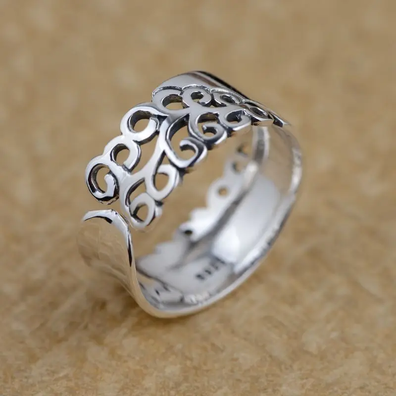 S925 silver silver hollow ring opening flower wholesale personality exquisite gift explosion
S925 silver silver hollow ring opening flower wholesale personality exquisite gift explosion