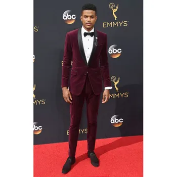 2017 Burgundy Velvet wedding Men Prom Suit Tuxedo Slim Fit 2 Pieces mens Suits Custom Groom Blazer smoking suit Terno Masculino
2017 Burgundy Velvet wedding Men Prom Suit Tuxedo Slim Fit 2 Pieces mens Suits Custom Groom Blazer smoking suit Terno Masculino