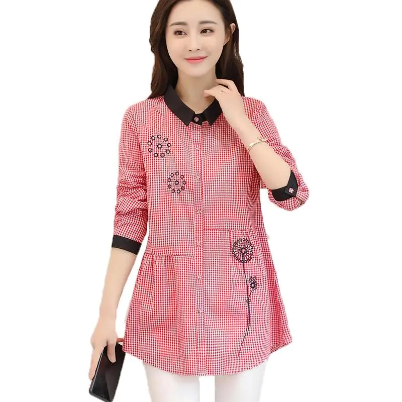 2019 Spring Vintage Floral Embroidery Women Blouses Long Sleeve Women Tops Plaid Shirt Blouses Ladies Casual Chemisier Femme 4XL
2019 Spring Vintage Floral Embroidery Women Blouses Long Sleeve Women Tops Plaid Shirt Blouses Ladies Casual Chemisier Femme 4XL