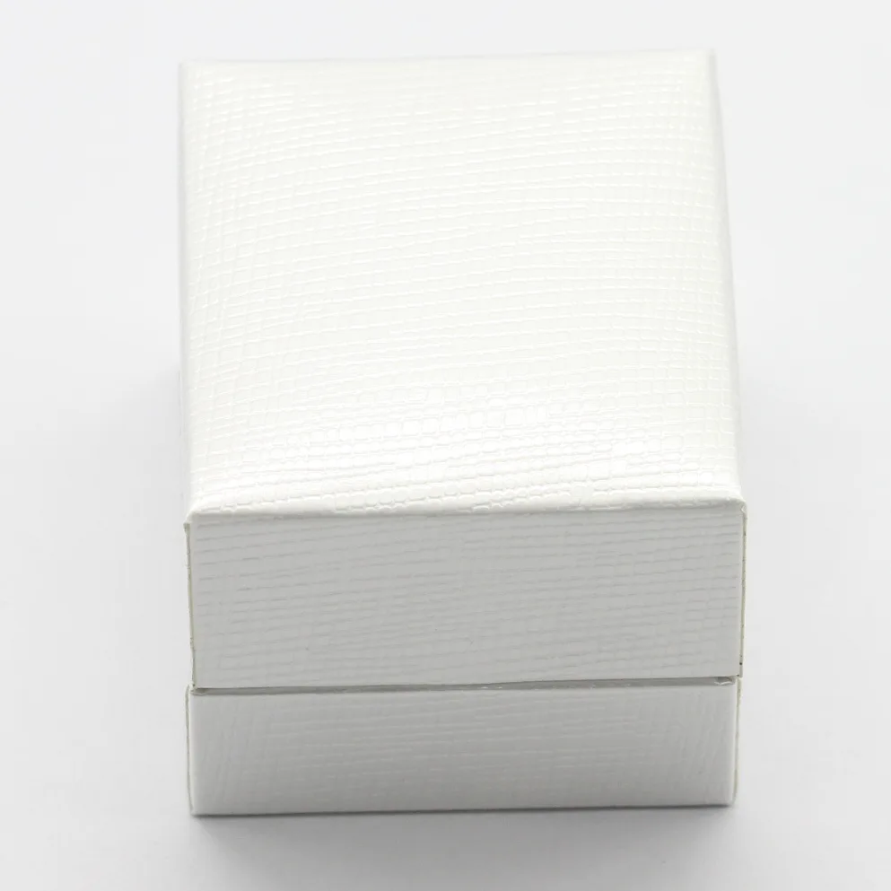 Valentine's Day Ring Box White High-Grade Leather Jewelry Packaging Pendant Earrings Bracelet Boxes Gift Bag
Valentine's Day Ring Box White High-Grade Leather Jewelry Packaging Pendant Earrings Bracelet Boxes Gift Bag