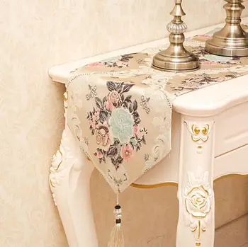 European Thick Jacquard Embroidered Table Runners Table flag Double layer fabric Table Runner Tablecloth Table Flag Dinner Mats
European Thick Jacquard Embroidered Table Runners Table flag Double layer fabric Table Runner Tablecloth Table Flag Dinner Mats