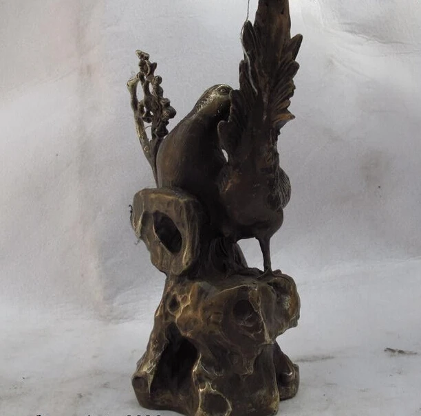 S1242 Folk Bronze Copper propitious pied magpie Bird Play Plum flower Statue D0318
S1242 Folk Bronze Copper propitious pied magpie Bird Play Plum flower Statue D0318