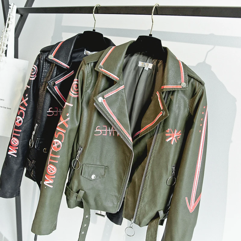 2023 Leather Jacket Women Punk Party Street Letter Printing Leather Jacket Black Beading Long Sleeve Motorcycle letter Rock Coat
2023 Leather Jacket Women Punk Party Street Letter Printing Leather Jacket Black Beading Long Sleeve Motorcycle letter Rock Coat