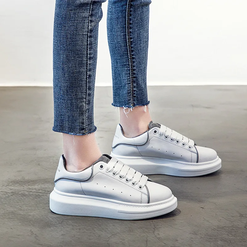2019 spring and summer new fashion wild casual shoes comfortable thick sole shoes leather shiny white shoes women's shoes reflec
2019 spring and summer new fashion wild casual shoes comfortable thick sole shoes leather shiny white shoes women's shoes reflec