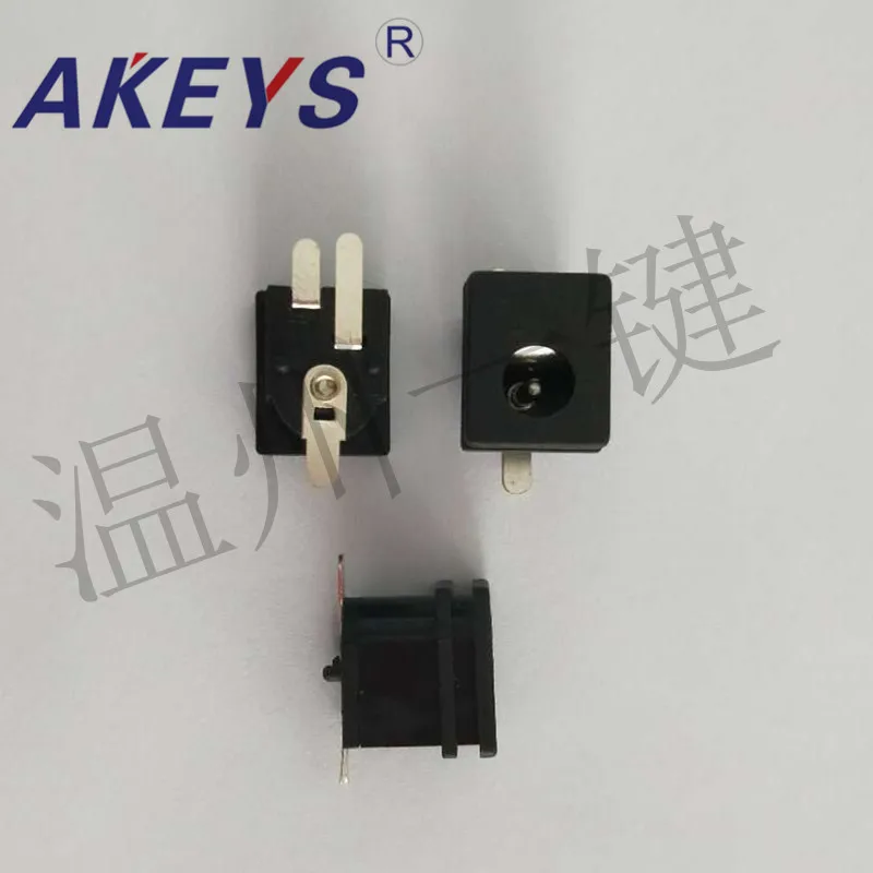 10PCS DC-015 patch DC power socket tripod patch with positioning post high temperature resistant black base
10PCS DC-015 patch DC power socket tripod patch with positioning post high temperature resistant black base