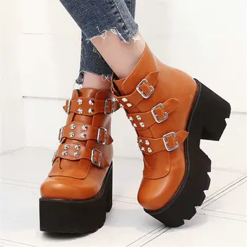 2019 Chic Rivets Shoes Women Chunky High Heels Warm Party Pumps Round Toe Platform Ankle Boots Casual Shoes Black Brown Creepers
2019 Chic Rivets Shoes Women Chunky High Heels Warm Party Pumps Round Toe Platform Ankle Boots Casual Shoes Black Brown Creepers