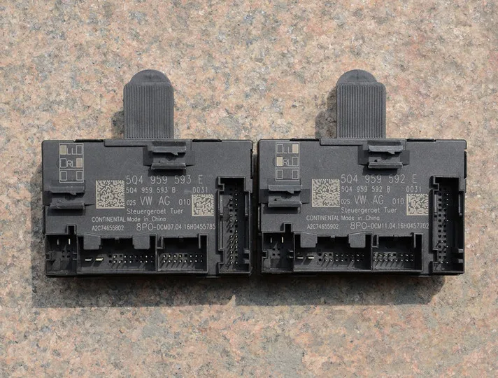 OEM Auto Folding Mirror Control Unit Rear View Side Mirror Module for VW Golf 7 MK7 5Q4 959 593 592
OEM Auto Folding Mirror Control Unit Rear View Side Mirror Module for VW Golf 7 MK7 5Q4 959 593 592