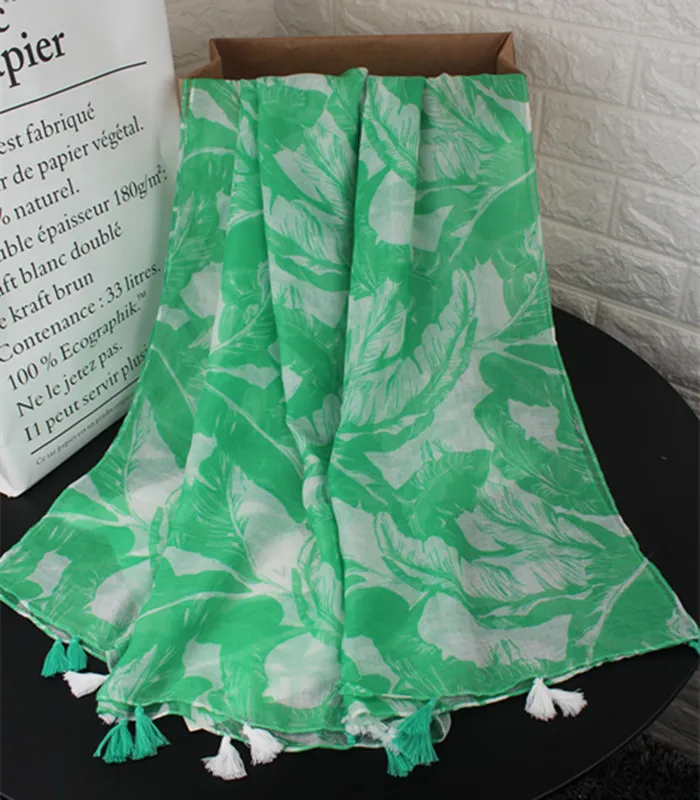 new women's spring and summer new cotton and linen scarf green leaves pattern scarf beach decoration beach sunscreen shawl
new women's spring and summer new cotton and linen scarf green leaves pattern scarf beach decoration beach sunscreen shawl