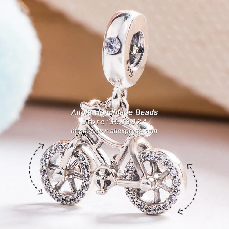 2019 Spring Release Sterling Silver Pink Headphones Dangle Charm With Pink Enamel & Clear CZ Fits All DIY European Bracelets
2019 Spring Release Sterling Silver Pink Headphones Dangle Charm With Pink Enamel & Clear CZ Fits All DIY European Bracelets