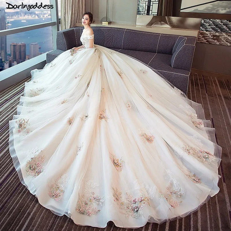 Robe de Mariee Plus Size Wedding Gowns 2018 Luxury Embroidery Pearls Lace Up Princess Wedding Dress Royal Train Vestido De Noiva
Robe de Mariee Plus Size Wedding Gowns 2018 Luxury Embroidery Pearls Lace Up Princess Wedding Dress Royal Train Vestido De Noiva