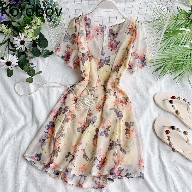 Korobov Korean Elegant Flower Print Chiffon Dress 2019 Summer New V Neck Short Sleeve Vestidos High Waits Beach Dresses 78395
Korobov Korean Elegant Flower Print Chiffon Dress 2019 Summer New V Neck Short Sleeve Vestidos High Waits Beach Dresses 78395