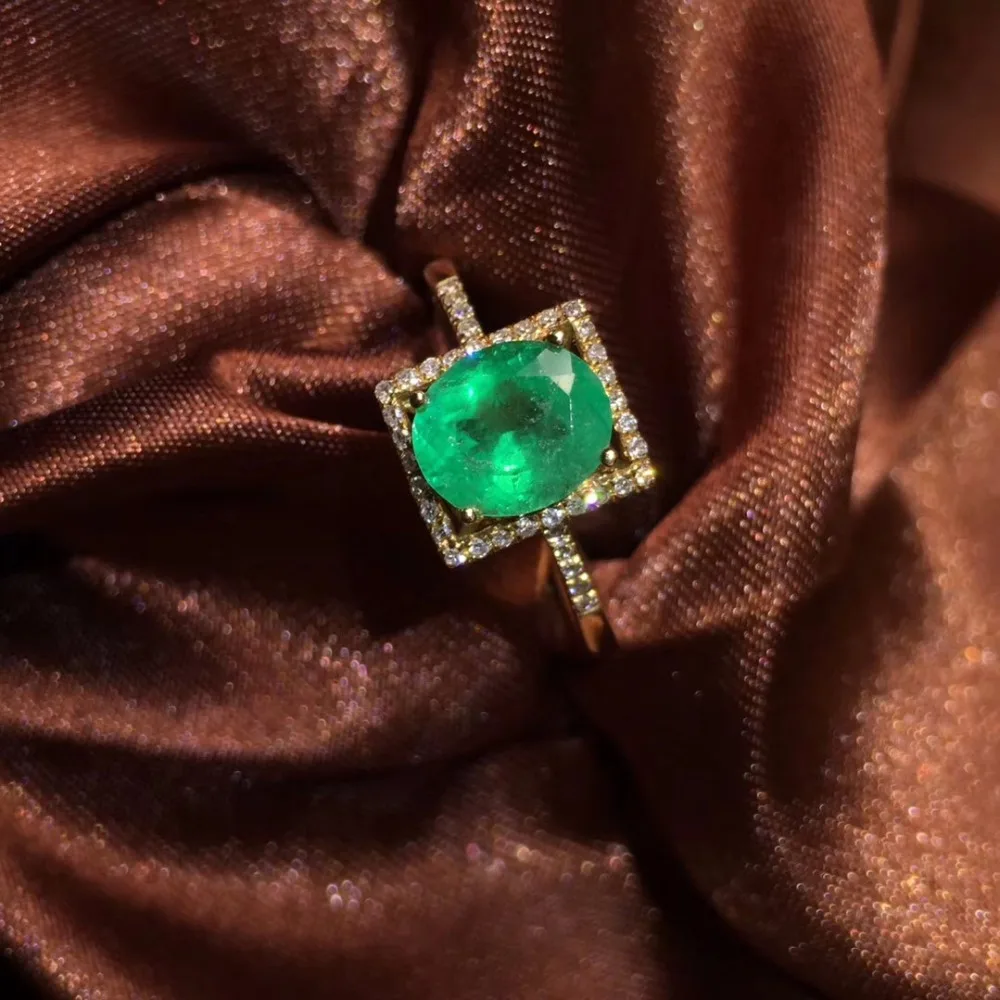 Fine Jewelry AGL Real 18K Gold 100% Natural 1.26ct Green Emerald Gemstone 18k Gold Diamonds Stone Female Ring for Women Rings
Fine Jewelry AGL Real 18K Gold 100% Natural 1.26ct Green Emerald Gemstone 18k Gold Diamonds Stone Female Ring for Women Rings