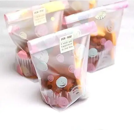 100pcs 12*20cm Dull Polish Bubble Plastic Cookie Bags Wedding Candy Decoration Dessert Macaron Packaging
100pcs 12*20cm Dull Polish Bubble Plastic Cookie Bags Wedding Candy Decoration Dessert Macaron Packaging