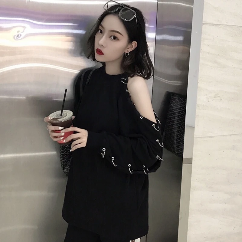 Spring Autumn Cut Hollow Shoulder Punk Ring Gothic Black Long Sleeve Loose Sweatshirt Women Thin Hoodies Pullover Top Harajuku
Spring Autumn Cut Hollow Shoulder Punk Ring Gothic Black Long Sleeve Loose Sweatshirt Women Thin Hoodies Pullover Top Harajuku