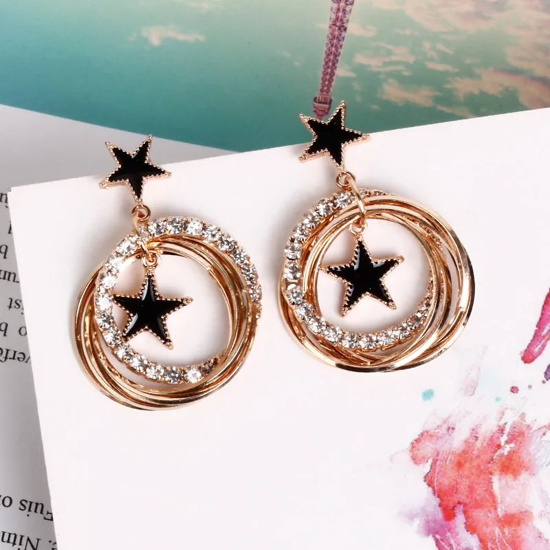 2019 New Moving star Earrings multilayer metal circle earrings pentagram Korean temperament ear Jewelry
2019 New Moving star Earrings multilayer metal circle earrings pentagram Korean temperament ear Jewelry