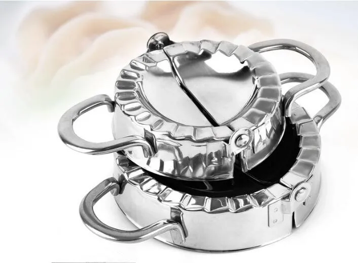 1PC Stainless Steel Dumpling Maker Pastry Tools Wraper Dough Cutter Pie Ravioli Dumpling Mould OK 0963
1PC Stainless Steel Dumpling Maker Pastry Tools Wraper Dough Cutter Pie Ravioli Dumpling Mould OK 0963