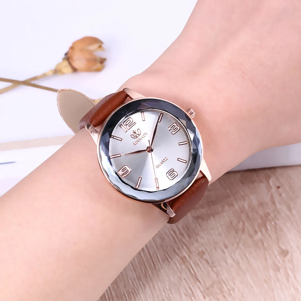 Quartz Watch Woman's High-end Blue Glass Life Waterproof Distinguished women watches dress watch Party decoration gifts girlfr
Quartz Watch Woman's High-end Blue Glass Life Waterproof Distinguished women watches dress watch Party decoration gifts girlfr