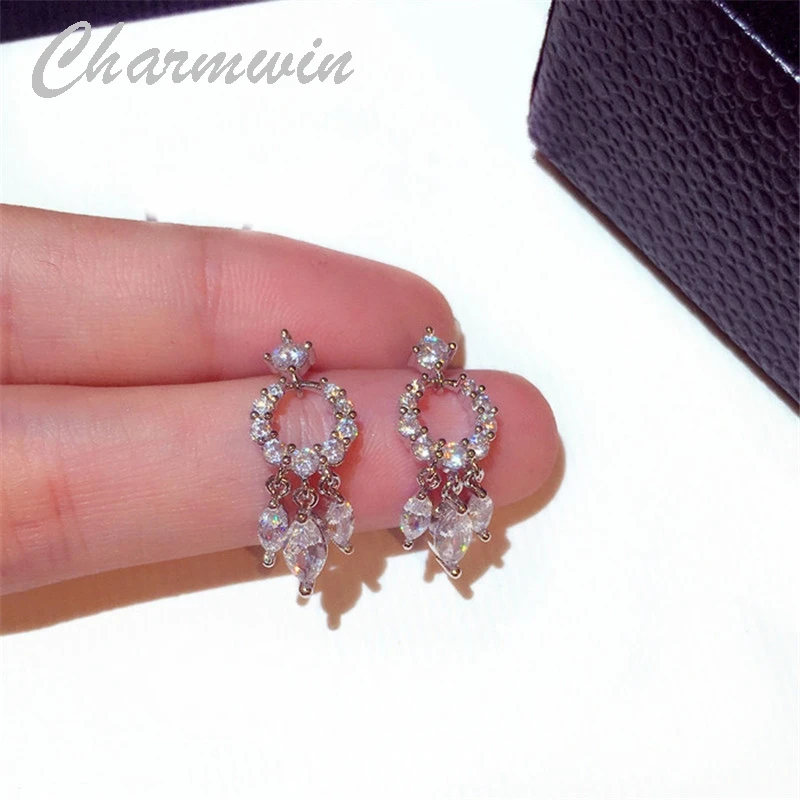 Charmwin New Fashion Korean Silver Needle Dangle Earrings For Women Earrings Rhinestone Drop Earrings Women Jewelry PE1799
Charmwin New Fashion Korean Silver Needle Dangle Earrings For Women Earrings Rhinestone Drop Earrings Women Jewelry PE1799