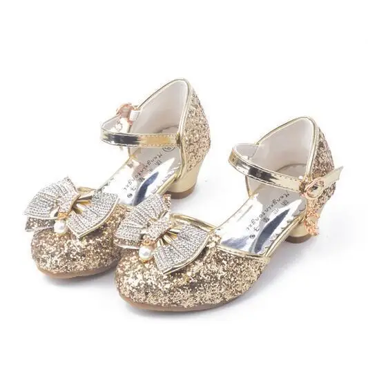Girl Sandals Child Bow Sequins Knot Pearl Kids Shoes Girl Sandals Sandals Children Gold Silver 
Girl Sandals Child Bow Sequins Knot Pearl Kids Shoes Girl Sandals Sandals Children Gold Silver