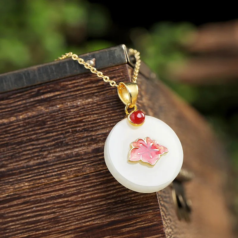 S925 pure silverinlay and Hotan Jade White Jade Peony lady high-grade temperament clavicle pendant Pendant
S925 pure silverinlay and Hotan Jade White Jade Peony lady high-grade temperament clavicle pendant Pendant