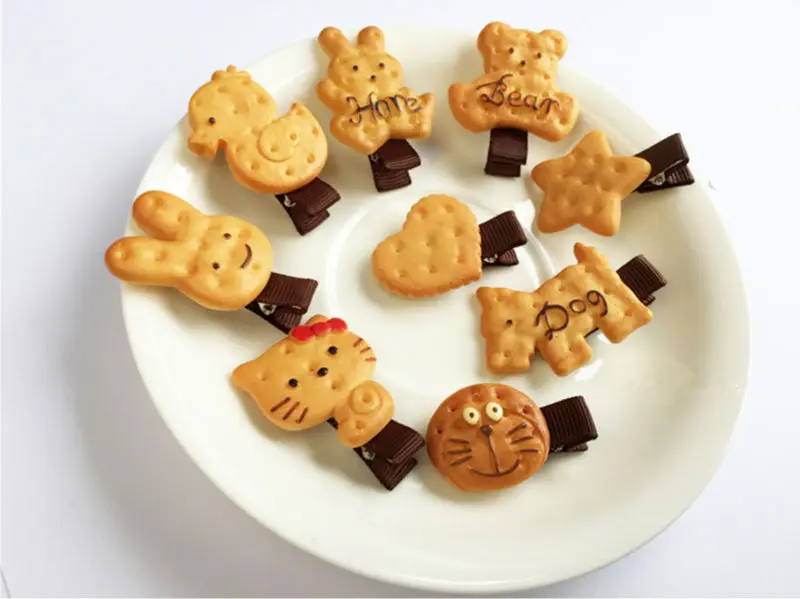 1Pc Hot Sale Kids Cute Cartoon Biscuit Hair Clip Resin Cartoon Cookies Hair Pin Bear Rabbit Star Heart Hair Clip Hair Accesories
1Pc Hot Sale Kids Cute Cartoon Biscuit Hair Clip Resin Cartoon Cookies Hair Pin Bear Rabbit Star Heart Hair Clip Hair Accesories