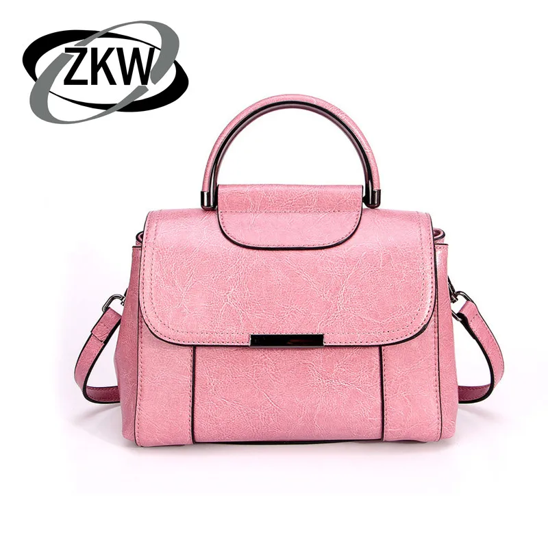 The latest Fashion Leather Woman Handbag 2017 Small Bag Buckle Rivet Tide Portable Single Shoulder Bag Xiekua Package
The latest Fashion Leather Woman Handbag 2017 Small Bag Buckle Rivet Tide Portable Single Shoulder Bag Xiekua Package
