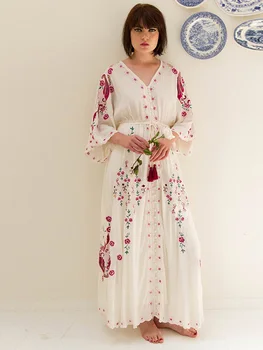 New tourism national storm Bohemia summer beach dress to restore ancient ways the hem of the robe embroidered long dress
New tourism national storm Bohemia summer beach dress to restore ancient ways the hem of the robe embroidered long dress