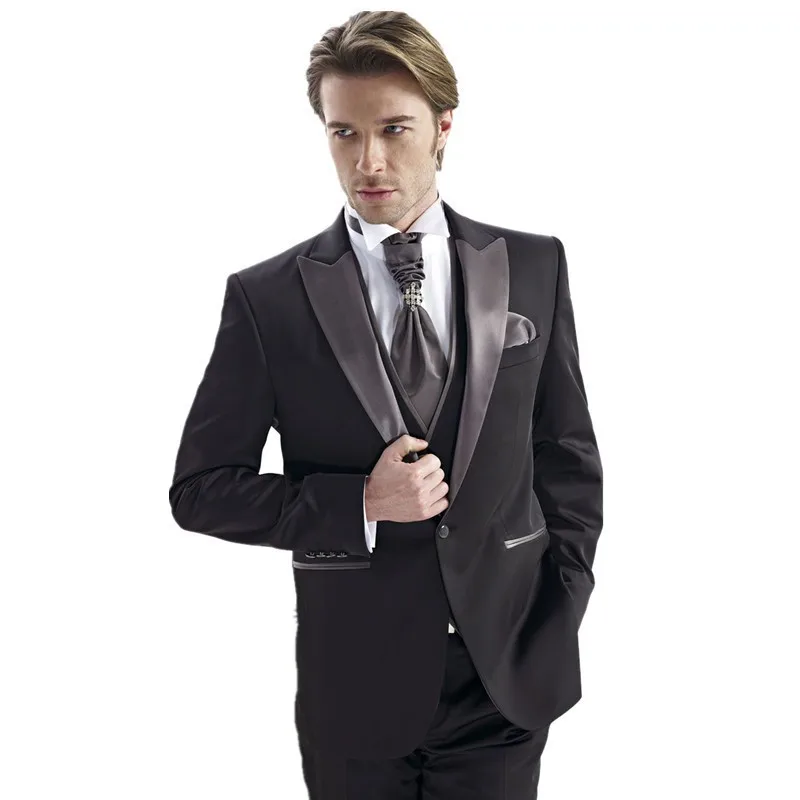 New Arrival Mens Suits Wedding Suits black Peak Lapel one Button Tuxedos Grooms Custom Made( jacket+Pants+vest+tie)
New Arrival Mens Suits Wedding Suits black Peak Lapel one Button Tuxedos Grooms Custom Made( jacket+Pants+vest+tie)