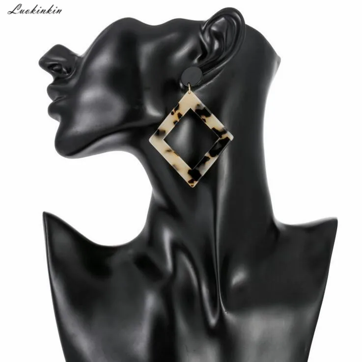 leopard print rhombus acrylic earring fashion big geometric resin earrings for women jewelry 2019 Korean trendy
leopard print rhombus acrylic earring fashion big geometric resin earrings for women jewelry 2019 Korean trendy