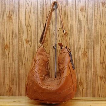 100% Soft Genuine Leather Women Totes Bag New Ethnic Style Stitching Sheepskin Handbag
100% Soft Genuine Leather Women Totes Bag New Ethnic Style Stitching Sheepskin Handbag