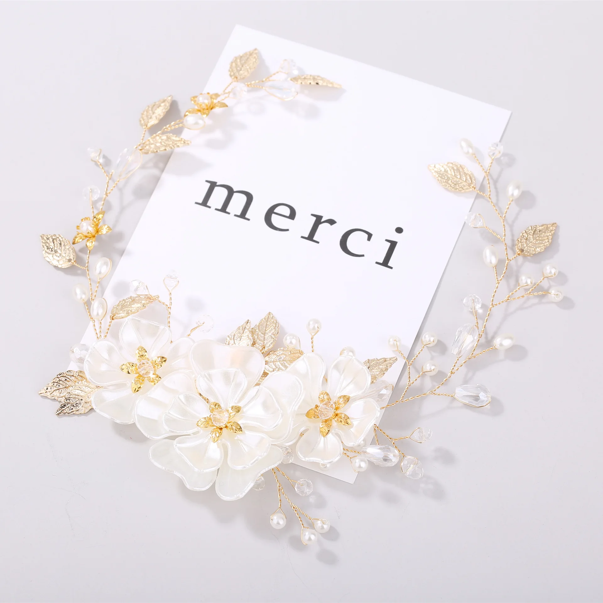 2019 Hot handmade pearl flower soft head jewelry tiara white pearl leaf wedding hair accessories headband bridal accessories
2019 Hot handmade pearl flower soft head jewelry tiara white pearl leaf wedding hair accessories headband bridal accessories