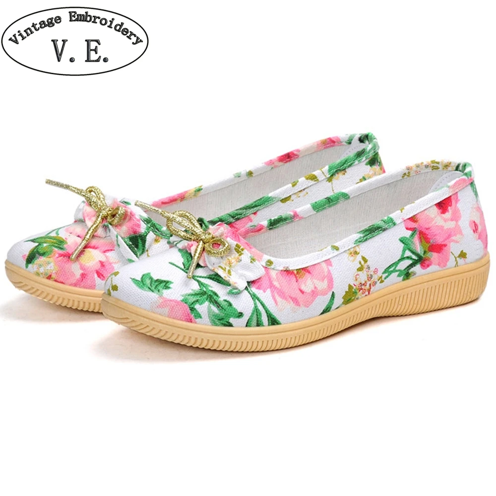 Vintage Embroidery Women's Spring Flats Ladies Flower Print Butterfly-knot Ballets Flats Casual Canvas Shoes Woman
Vintage Embroidery Women's Spring Flats Ladies Flower Print Butterfly-knot Ballets Flats Casual Canvas Shoes Woman