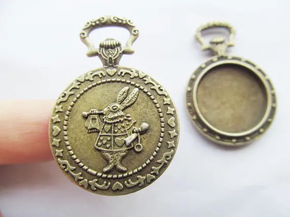 2pcs Large Antique Silver/Antique Bronze Vintage Rabbit Pocket Watch Base Setting Pendant Charm,35mm Cabochon/Cameo Tray Bezel
2pcs Large Antique Silver/Antique Bronze Vintage Rabbit Pocket Watch Base Setting Pendant Charm,35mm Cabochon/Cameo Tray Bezel