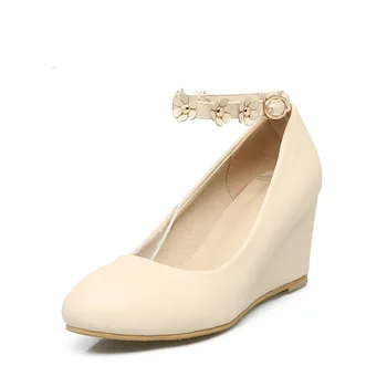 19 years of age season fashion high-heeled shoes new wedge heel strap 32-43 yards shallow single shoes wet 
19 years of age season fashion high-heeled shoes new wedge heel strap 32-43 yards shallow single shoes wet