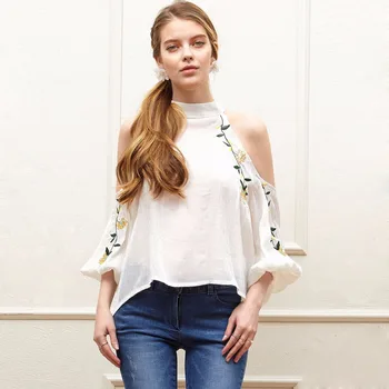 Women sexy passion embroidery loose strapless casual summer lantern sleeves simple flowers white beach holiday shirt
Women sexy passion embroidery loose strapless casual summer lantern sleeves simple flowers white beach holiday shirt