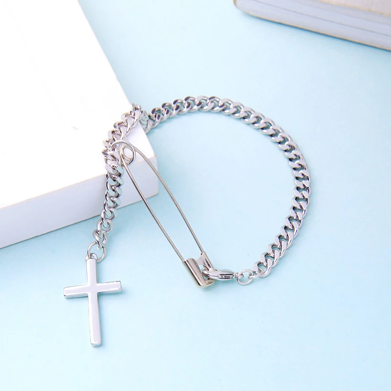 BALANBIU Street Style Minimalism White Gold Color Paper Clip Pins Cross Charm Bracelets For Women Gifts Fashion Cuff Accessories
BALANBIU Street Style Minimalism White Gold Color Paper Clip Pins Cross Charm Bracelets For Women Gifts Fashion Cuff Accessories