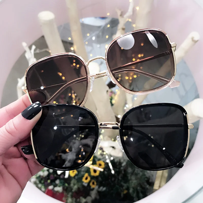 MS 2019 New Luxury Decoration Classic Eyewear Women Polarized Sunglasses Original Brand Designer Sunglasses Sun Glasses Fashion
MS 2019 New Luxury Decoration Classic Eyewear Women Polarized Sunglasses Original Brand Designer Sunglasses Sun Glasses Fashion