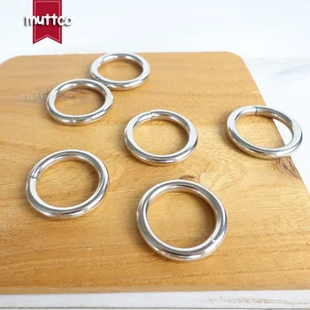 20pcs/lot Metal O Rings for Pet puppy Collar 20mm Webbing Strap Leather bag Sewing Parts diy accessory O-shaped buckle 
20pcs/lot Metal O Rings for Pet puppy Collar 20mm Webbing Strap Leather bag Sewing Parts diy accessory O-shaped buckle
