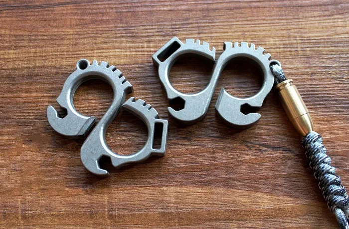 Titanium Alloy EDC Men And Women Self-defense Keychain EDC Multi Tools Broken Window
Titanium Alloy EDC Men And Women Self-defense Keychain EDC Multi Tools Broken Window