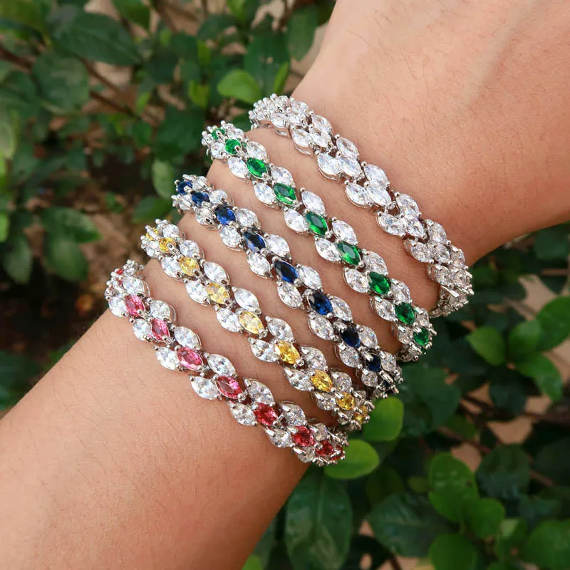 Luxurious AAA Zircon Elements Leaf Austrian Crystal Bracelet white gold-color Fashion Jewelry Made with Wholesale
Luxurious AAA Zircon Elements Leaf Austrian Crystal Bracelet white gold-color Fashion Jewelry Made with Wholesale